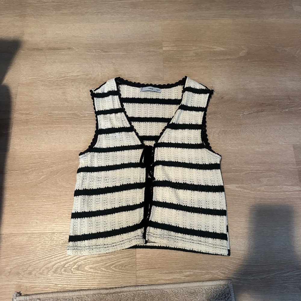 Striped Black and White Women's Top